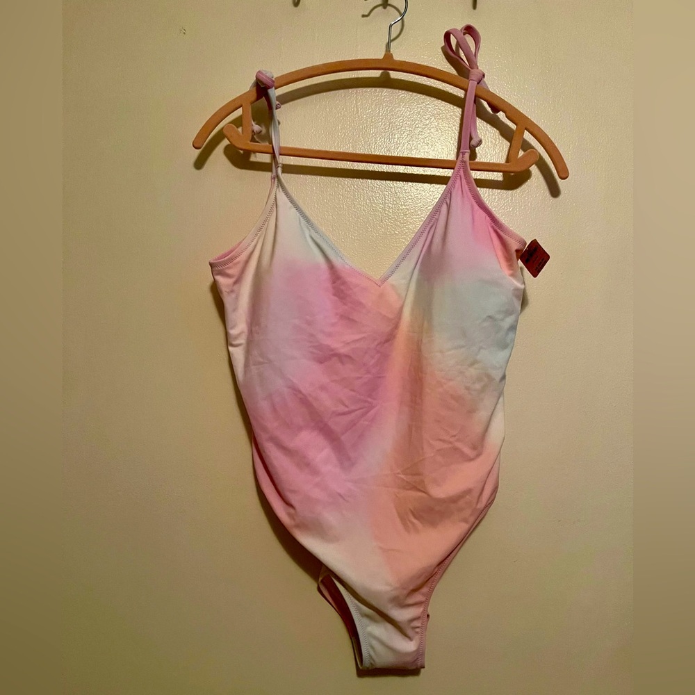 Victorias Secret one piece size XL. New with tag.